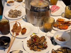 -领鲜活海鲜榴莲自助火锅(东门店)