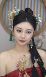 -莫小姐婚纱