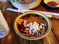 -拈签一笑黄牛肉辣卤串串