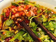 冒脑花-马路边边串串香(双井直营店)