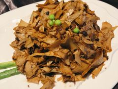 黑松露笋衣-蟹榭·本帮江浙菜·蟹宴(五角场合生汇商场店)