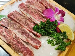 -韩烧牛中牛·甄选黑牛烤肉(黑金店)
