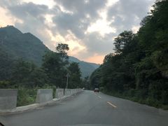 -沣峪森林公园龙潭戏水景区