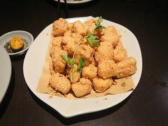 金沙豆腐-大头虾越式风味餐厅(光明广场店)