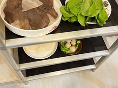 -茸梅路右拐龙虾-农家菜(松江店)