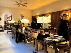 -银米·云南传统过桥米线(双廊黑金冠店)