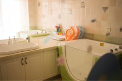 -养月堂中医养生月子会所(中心妇产店)