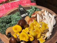 -三出山火锅(南京万象天地店)