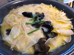 田园鸡汁笋衣-蜜桃餐厅·伴山(绿宝广场店)