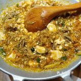 服务帮，店内环境优雅，味道不错的一家蟹黄拌面店