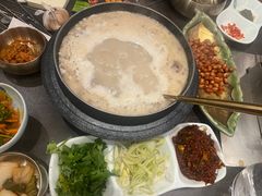 -河坝烧烤串城(金达莱店)