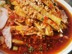 -半步颠小酒馆(繁花中心)