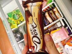 -全家便利店(襄阳南路店)