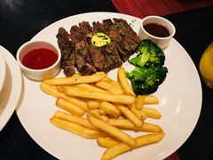 -WOLFGANG PUCK KITCHEN & BAR(迪士尼小镇店)