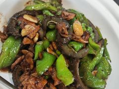 -小红鲸·海鲜餐厅(轸大路店)