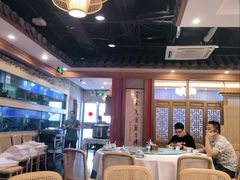 -围龙屋客家食府(福田店)