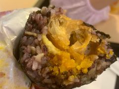 海苔咸蛋黄爆有料饭团-永和大王(一口茶豆浆|花香豆更香·朝晖店)