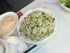 -德林酸菜鱼火锅(南丹店)