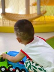 -塔塔王国·主题儿童游乐园(奥城商业广场店)