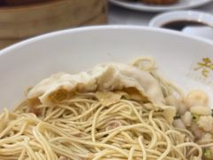 -老西白点心店