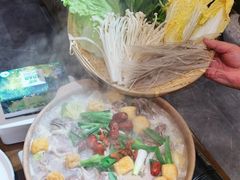 -聚汇三少·龙虾·中餐厅(莫邪路新天地店)
