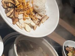 -黔蘑菇四季餐厅(观山湖店)
