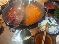 -萍姐火锅·公路夜市(武汉首店)