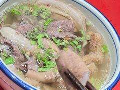 -潮汕·草根牛肉档(上海荟聚城市集市店)