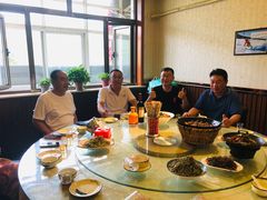-华盛园卷子王农家菜水库鱼
