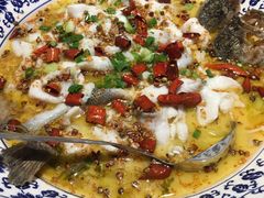 老坛酸菜鲈鱼-宽窄巷子冒菜(中华广场店)
