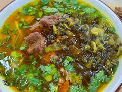 -钢阳酸菜红烧牛肉面(季乐路店)