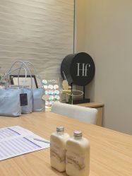 -AGE LOCK 锁龄美肌