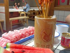 -喜悦小串丹东小黄牛海鲜烧烤大排档(民主广场店)
