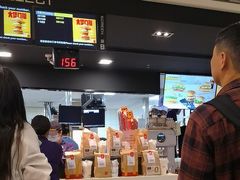 -麦当劳(上海虹桥站30B检票口楼上)