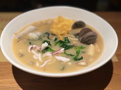 海鲜汤年糕-荣家黄鱼面(南京西路店)
