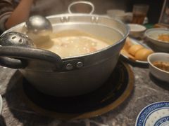 -禄婶鸡煲·打边炉