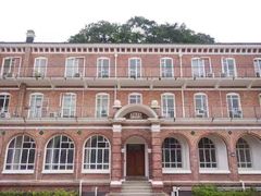 -香港大学
