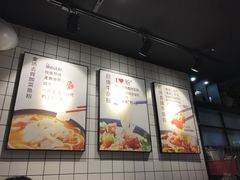 -鑫花溪牛肉米粉(人民广场店)
