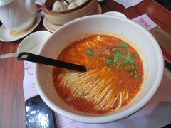 四川担担面-翡翠拉面小笼包(岭南新天地店)
