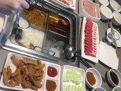 -海底捞火锅(方圆荟店)