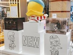 -泡泡玛特POPMART(上海环球港店)