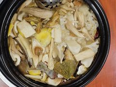 -菌之家·专业纯野生菌火锅·特色炒菌