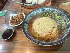 -老陆稿荐(西中市店)