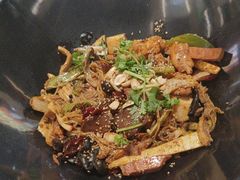 -醉人椒麻辣香锅(上地华联店)