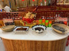 -袁小二大东北铁锅炖(吉祥村总部)