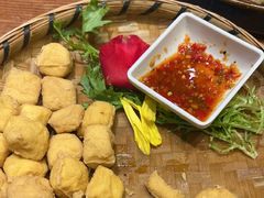 -老滇山寨•云南特色菜•地方菜•民族风情歌舞表演(金碧店)