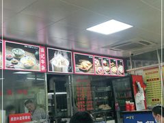 -华威达牛庄(黄埔大道西店)
