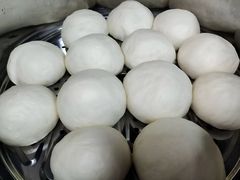 -乐禧母婴全自营月嫂(宝山店)