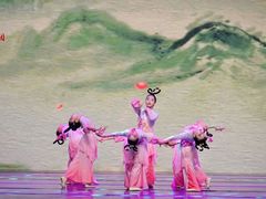 -小芳舞蹈团·少儿舞蹈·中国舞(龙江校区)