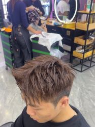 -藤野造型烫染·漂发